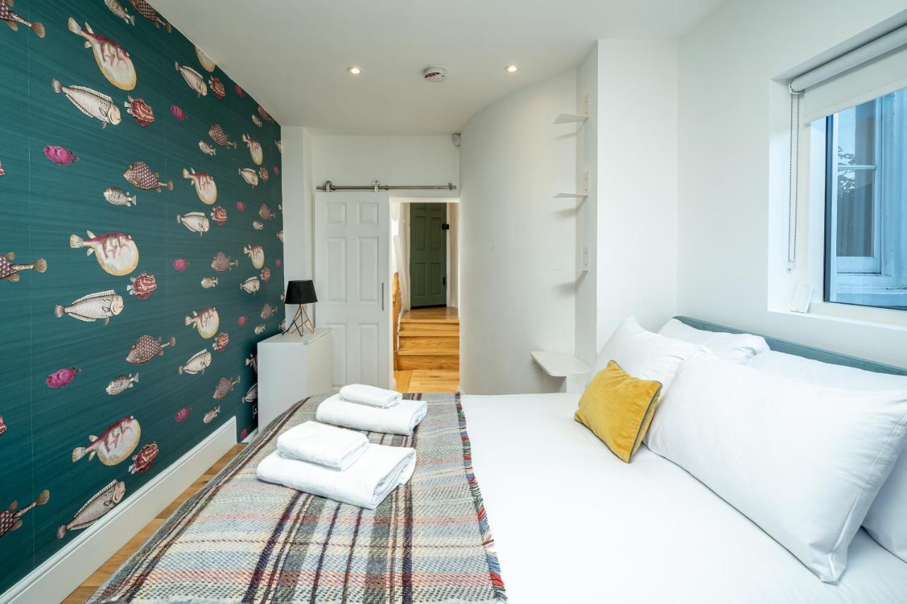 Sleek Flat With Communal Courtyard London Exterior photo